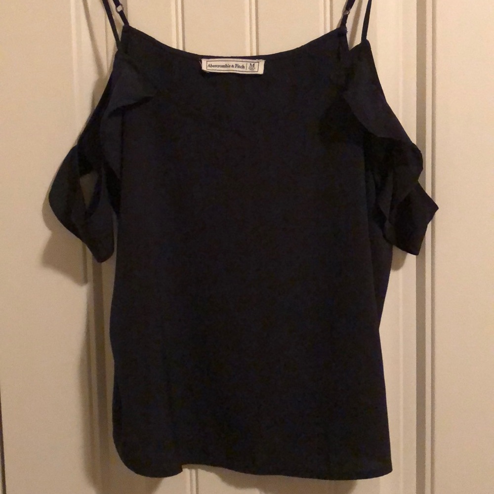 Abercrombie & Fitch Black Cold Shoulder Tank. M.